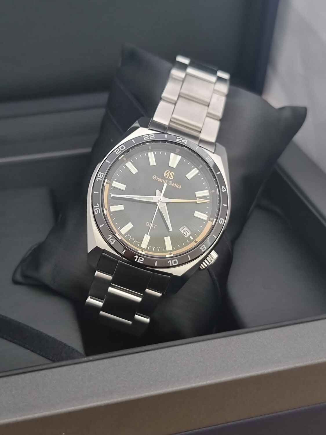 Grand Seiko GMT Limited Edition SBGN023G, New/Unworn 2023
