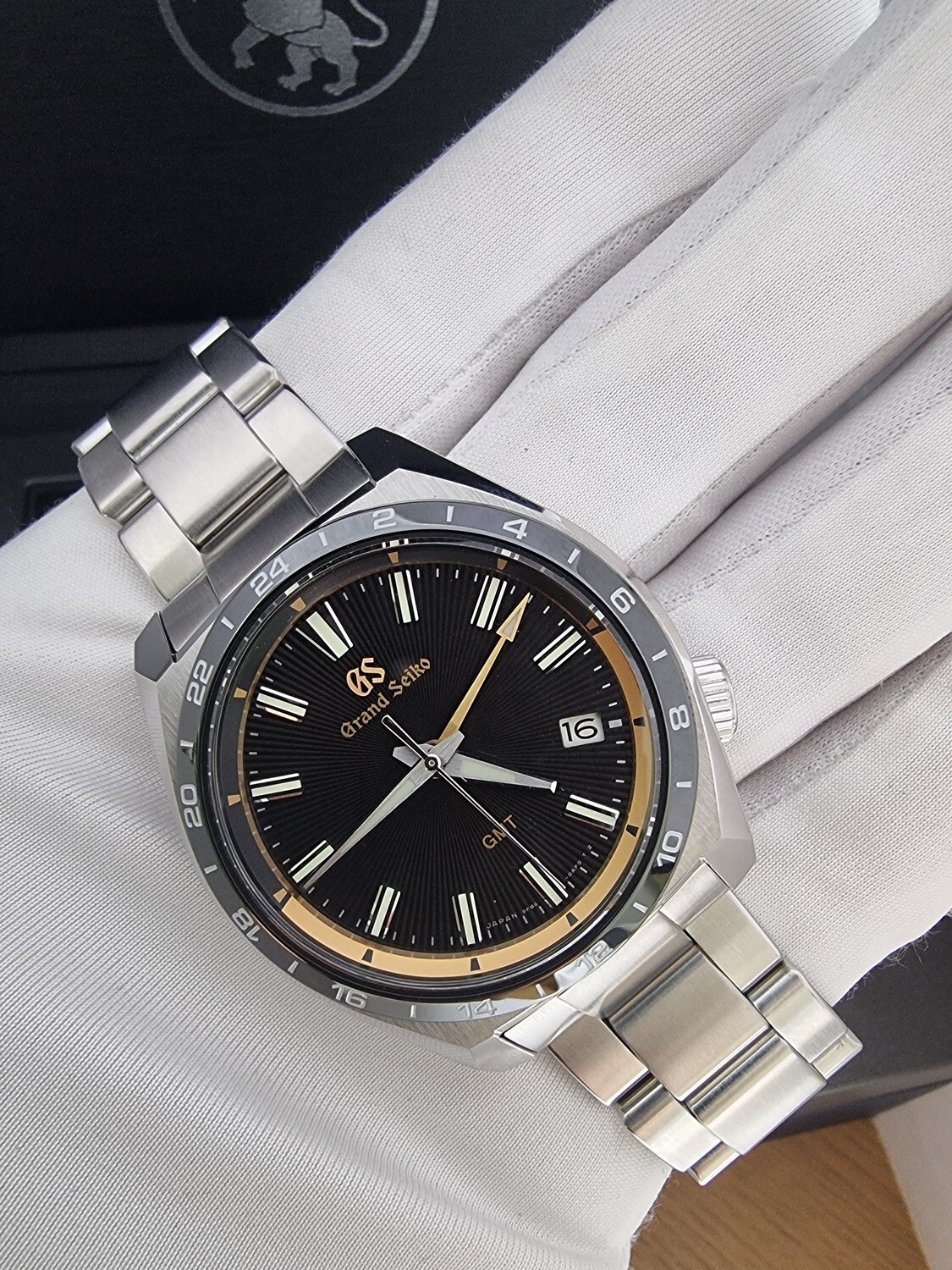 Grand Seiko GMT Limited Edition SBGN023G, New/Unworn 2023