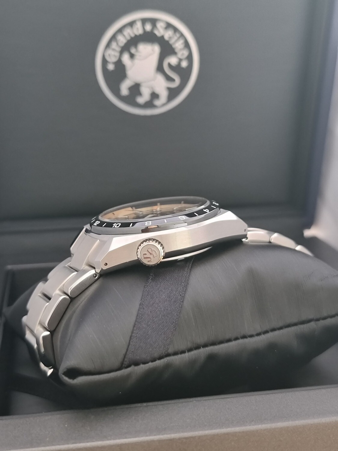 Grand Seiko GMT Limited Edition SBGN023G, New/Unworn 2023