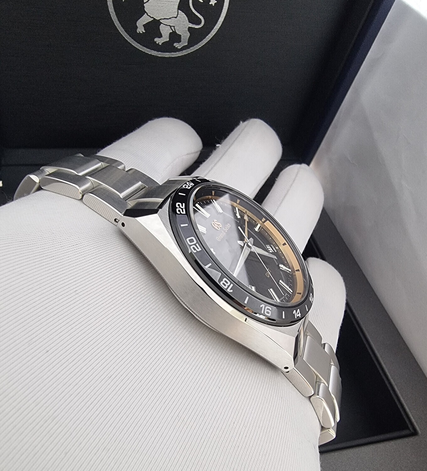 Grand Seiko GMT Limited Edition SBGN023G, New/Unworn 2023