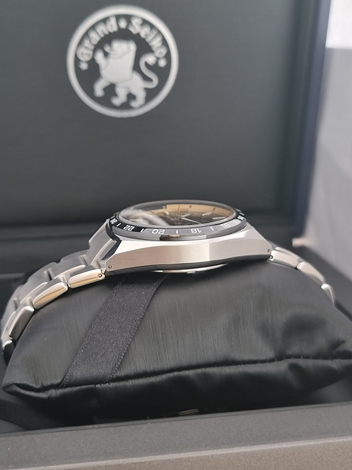 Grand Seiko GMT Limited Edition SBGN023G, New/Unworn 2023