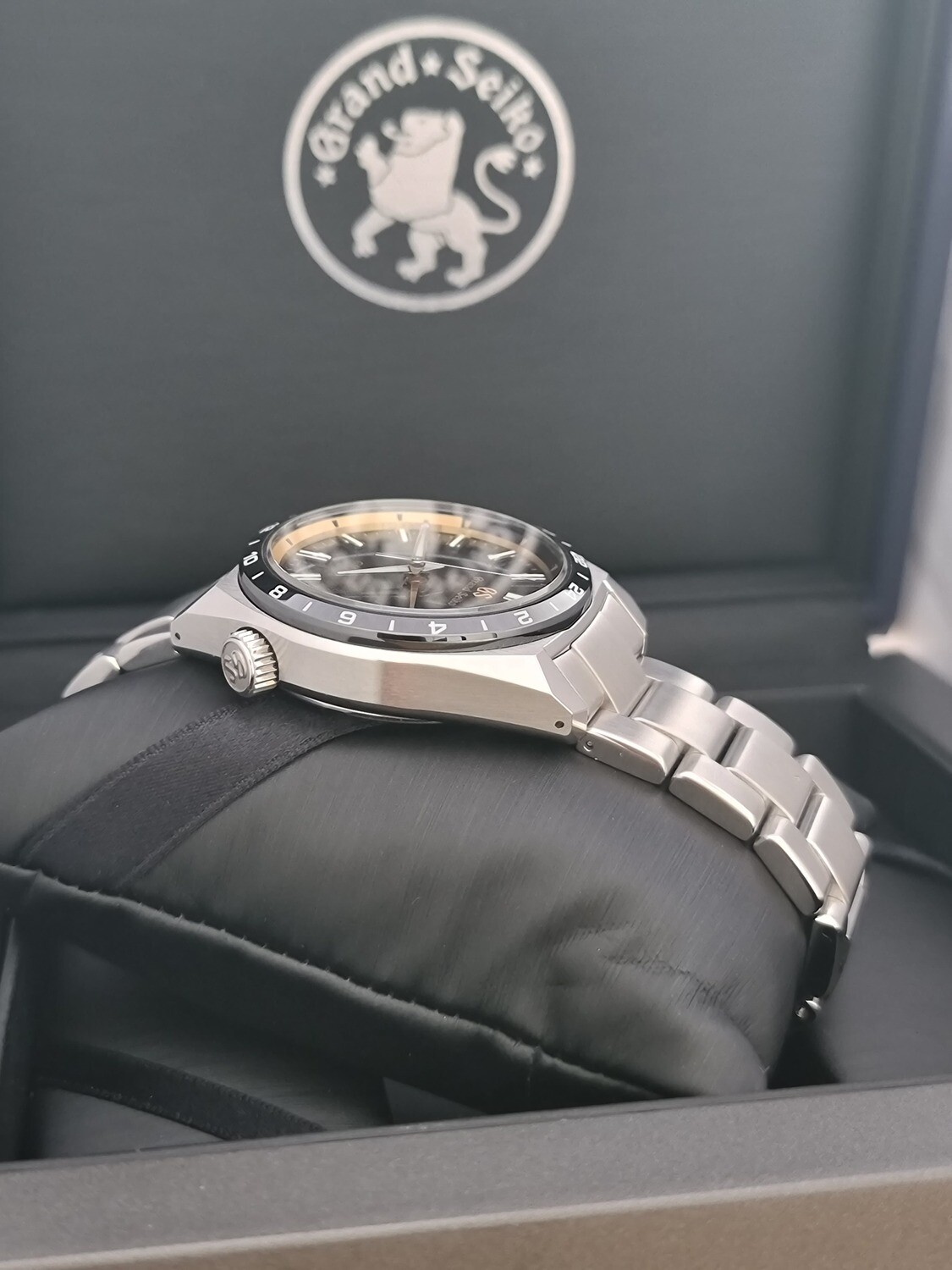 Grand Seiko GMT Limited Edition SBGN023G, New/Unworn 2023