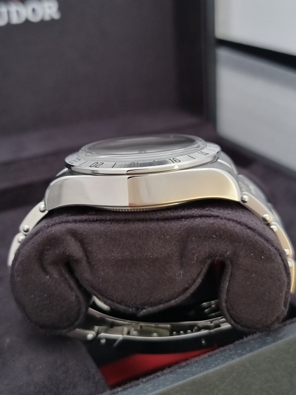 Tudor Black Bay Pro 79470 - 2022 Full Set, Superb condition