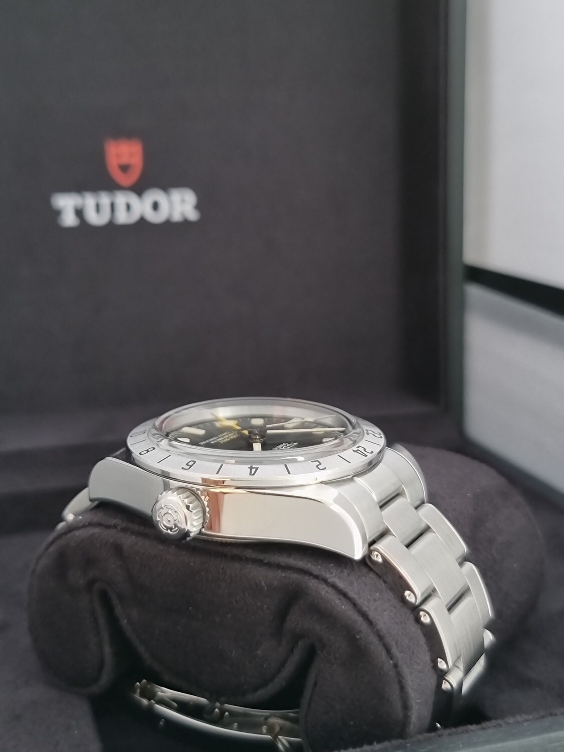 Tudor Black Bay Pro 79470 - 2022 Full Set, Superb condition