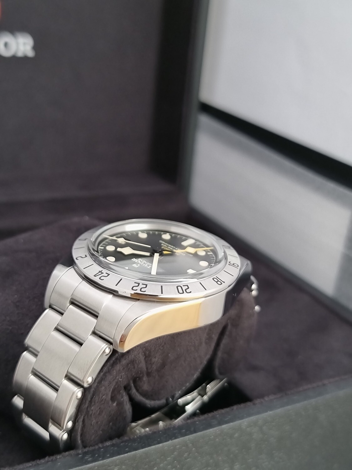 Tudor Black Bay Pro 79470 - 2022 Full Set, Superb condition