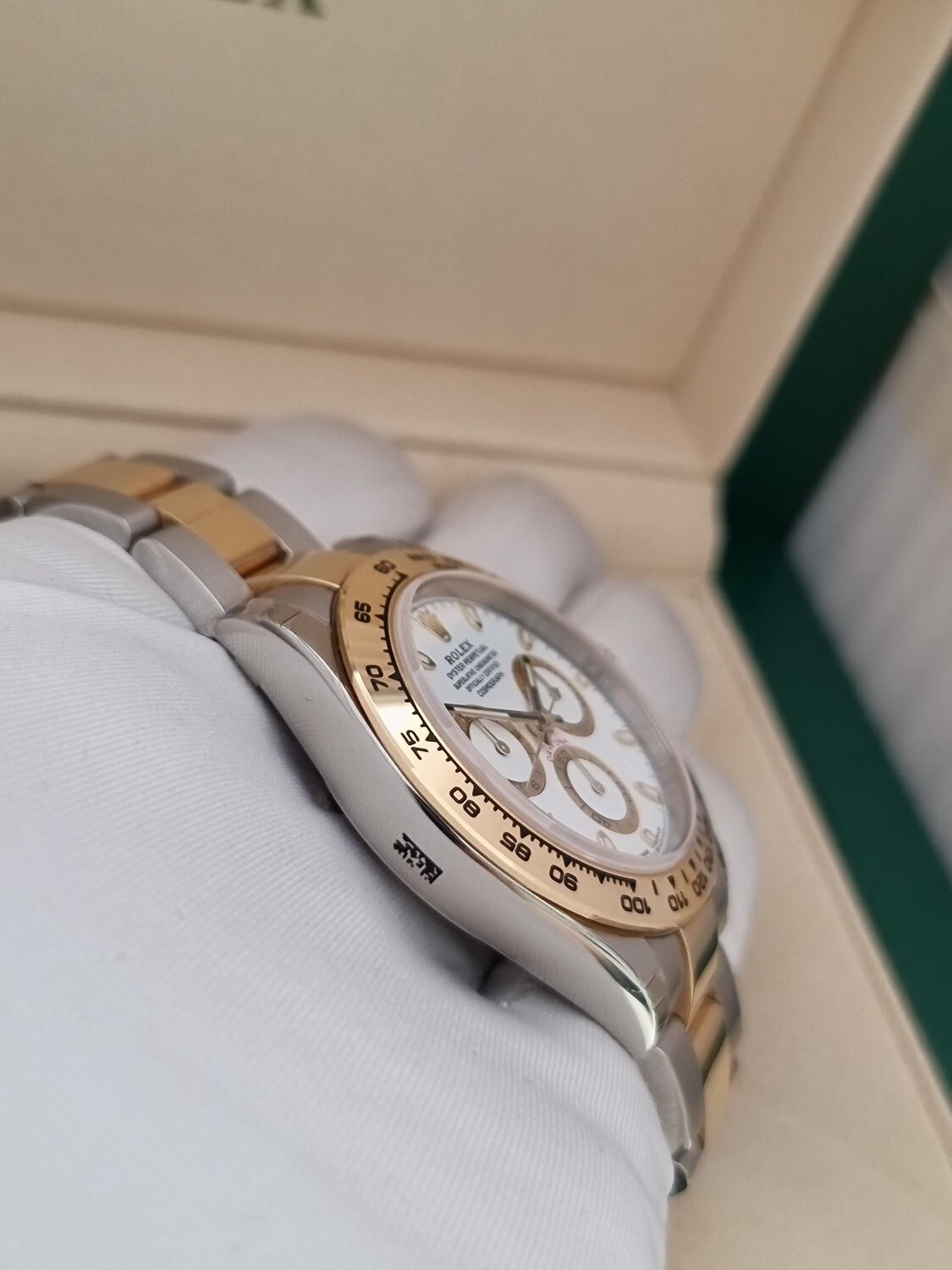Rolex Daytona 116503 - 2017 Full Set, Unpolished, Fully Stickered, with receipt