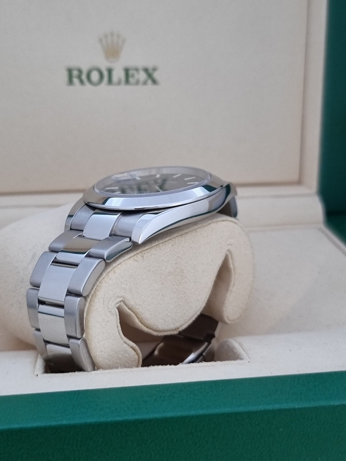 Rolex Datejust 126300 - 41mm Blue Dial - Full Set 2020 - Excellent Condition