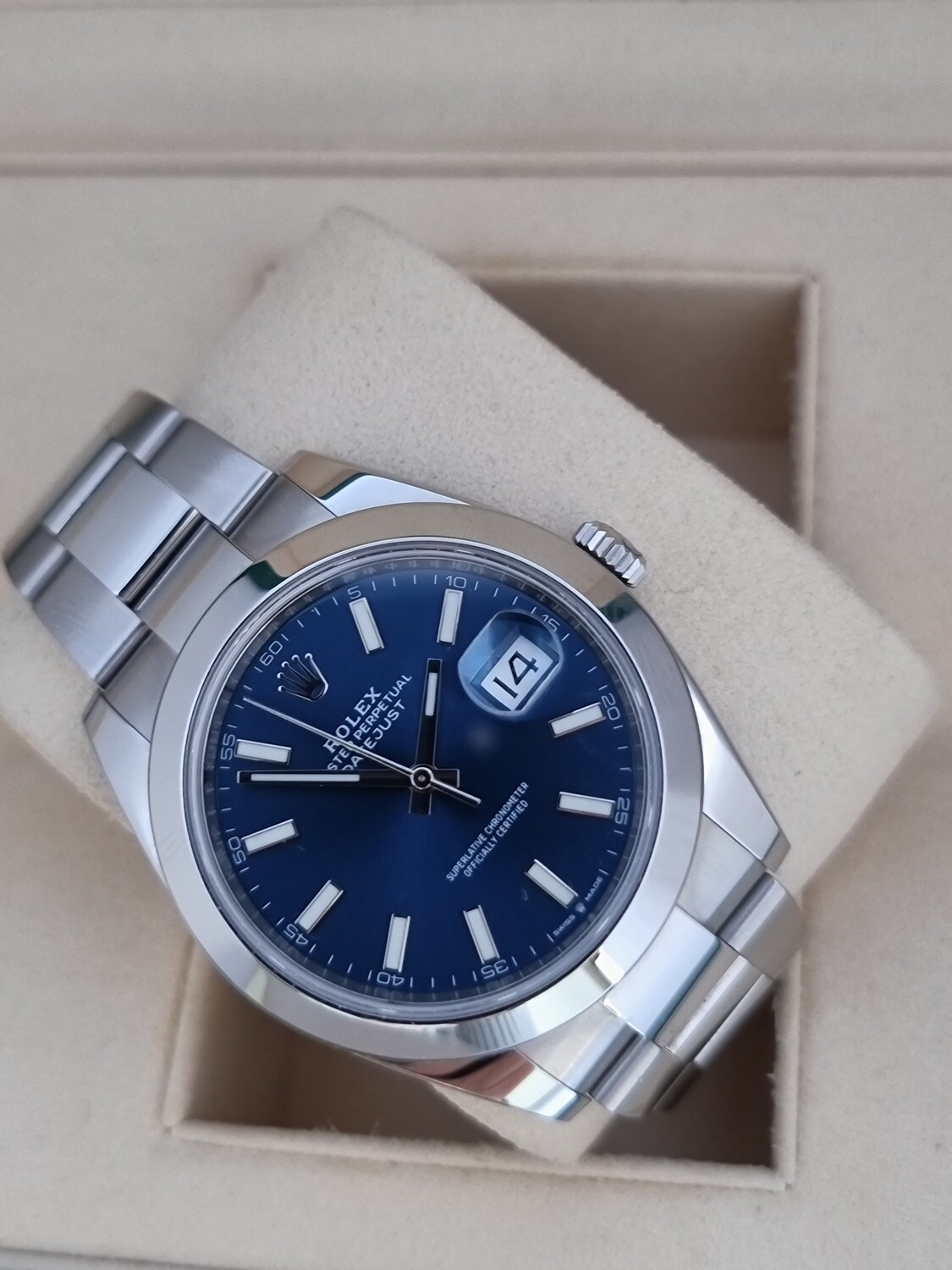 Rolex Datejust 126300 - 41mm Blue Dial - Full Set 2020 - Excellent Condition