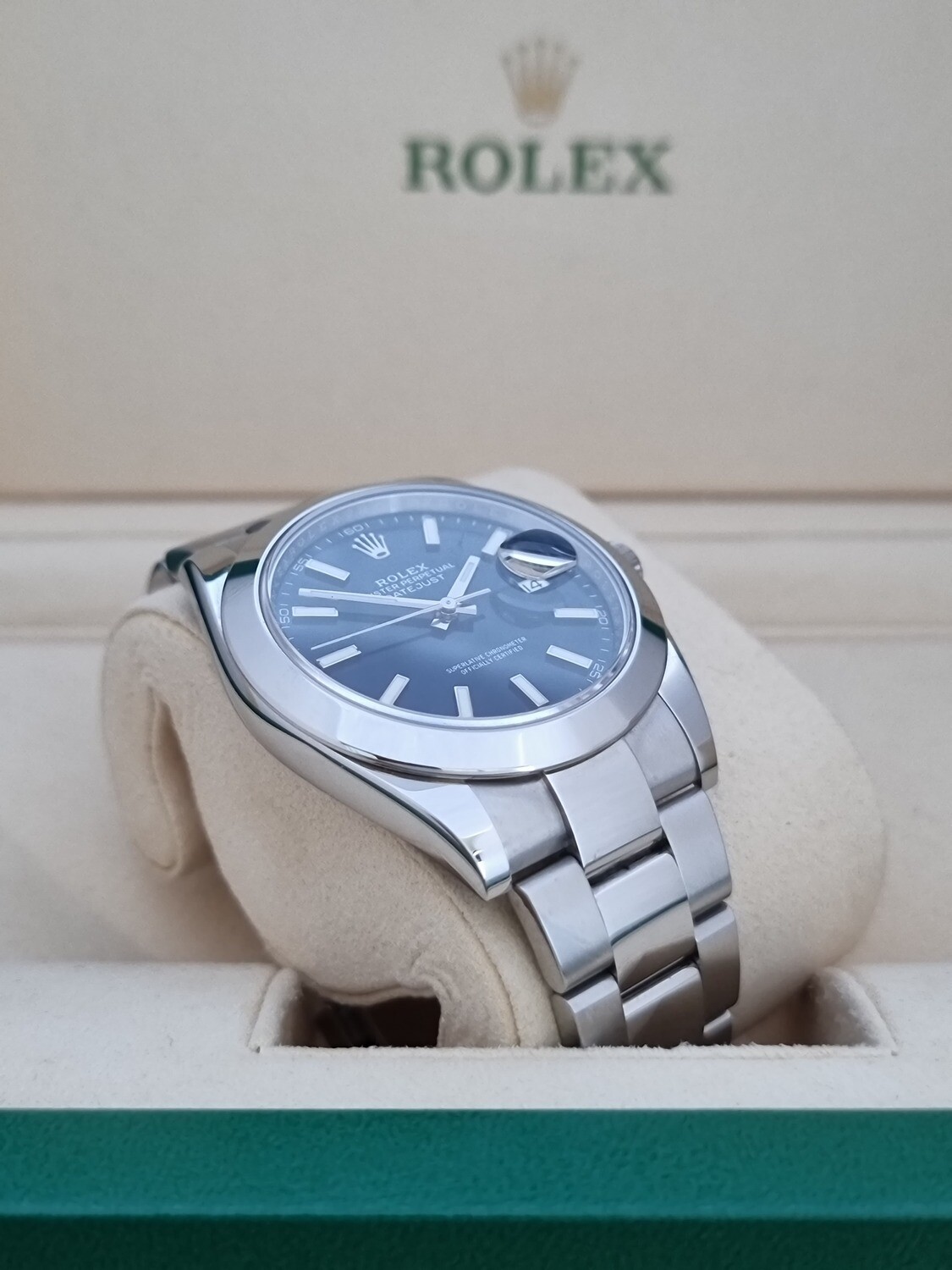 Rolex Datejust 126300 - 41mm Blue Dial - Full Set 2020 - Excellent Condition