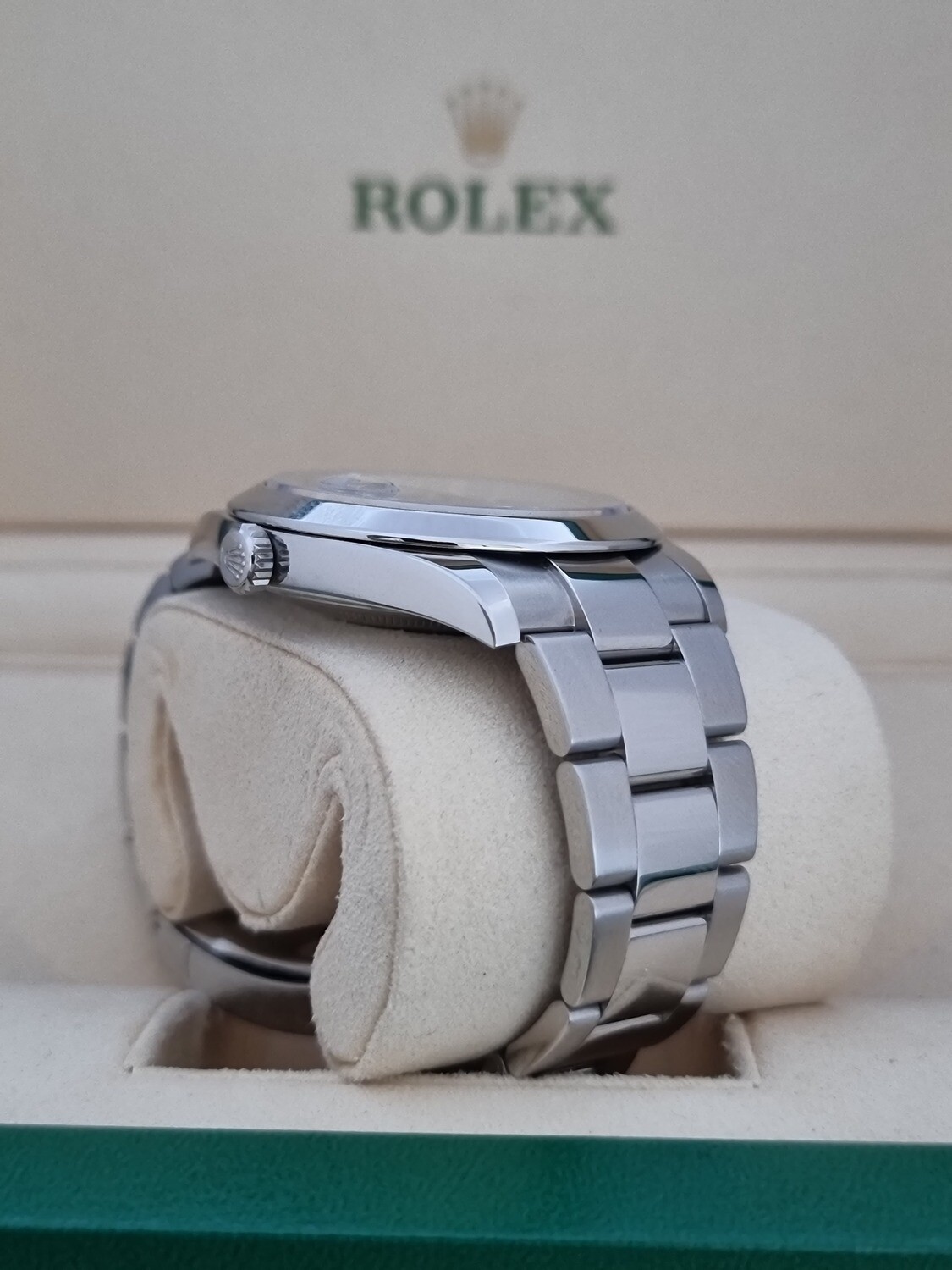 Rolex Datejust 126300 - 41mm Blue Dial - Full Set 2020 - Excellent Condition