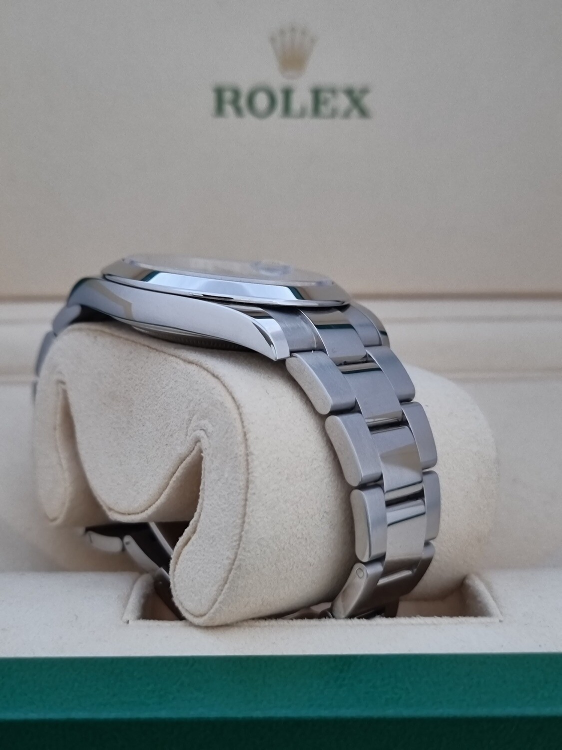 Rolex Datejust 126300 - 41mm Blue Dial - Full Set 2020 - Excellent Condition