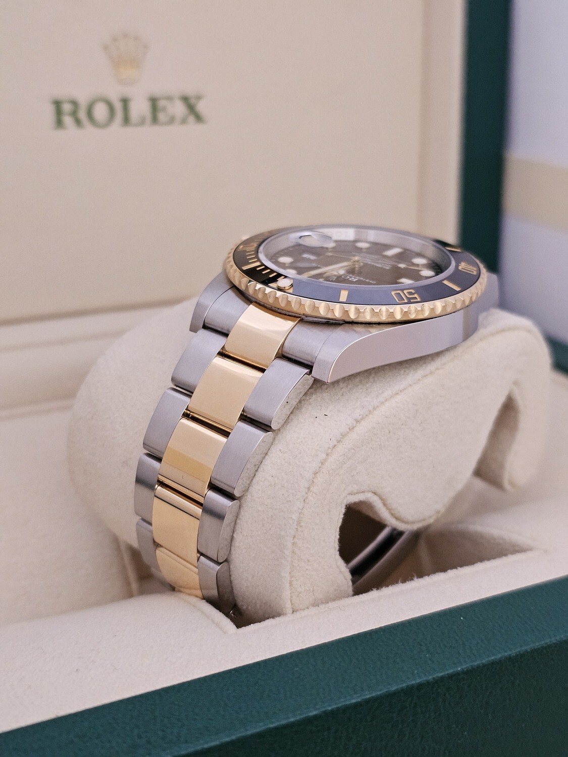 Rolex Submariner 126613LN - 2023 Full Set - Exceptional Condition