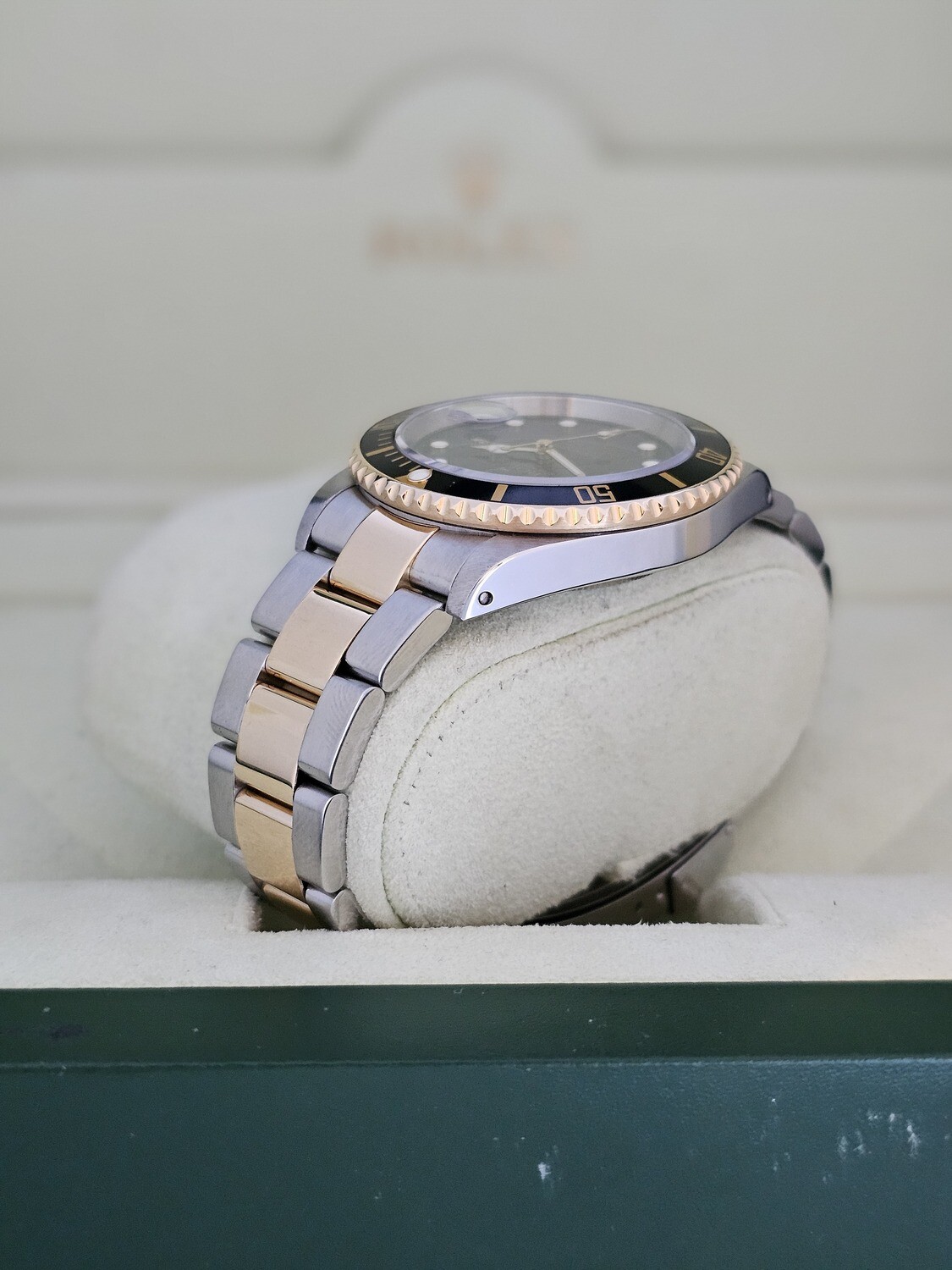 Rolex Submariner 16613LN - 2001 Full Set, Excellent Condition