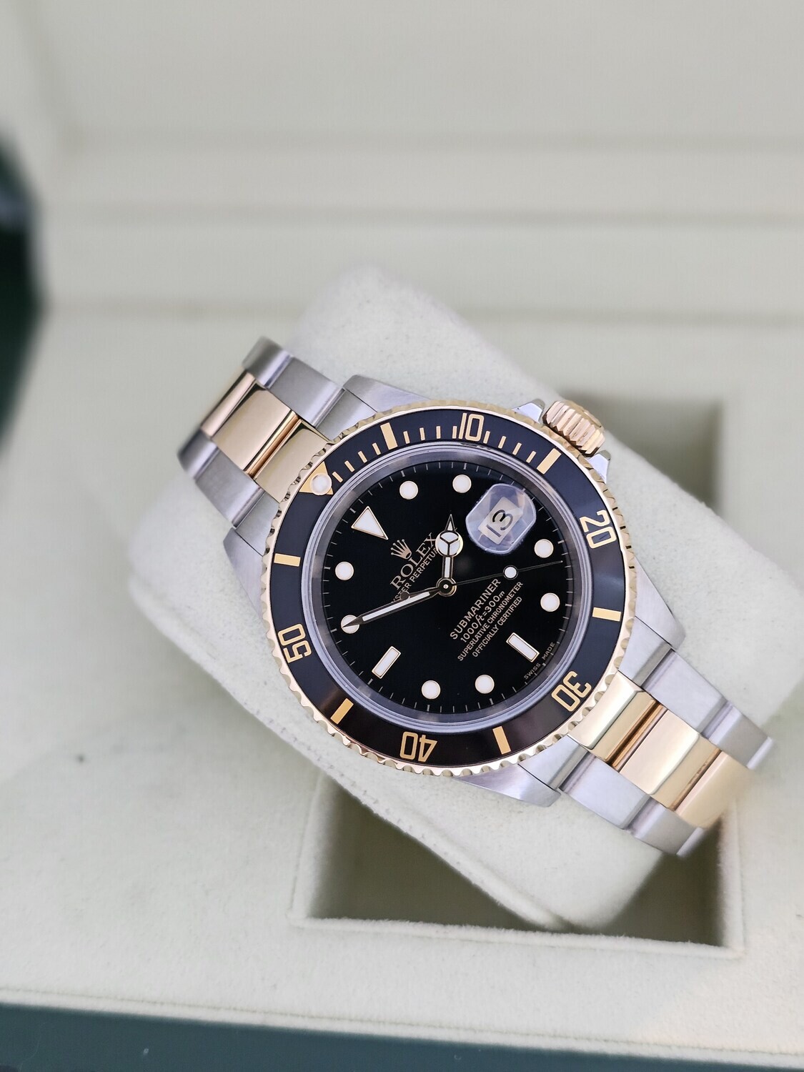 Rolex Submariner 16613LN - 2001 Full Set, Excellent Condition