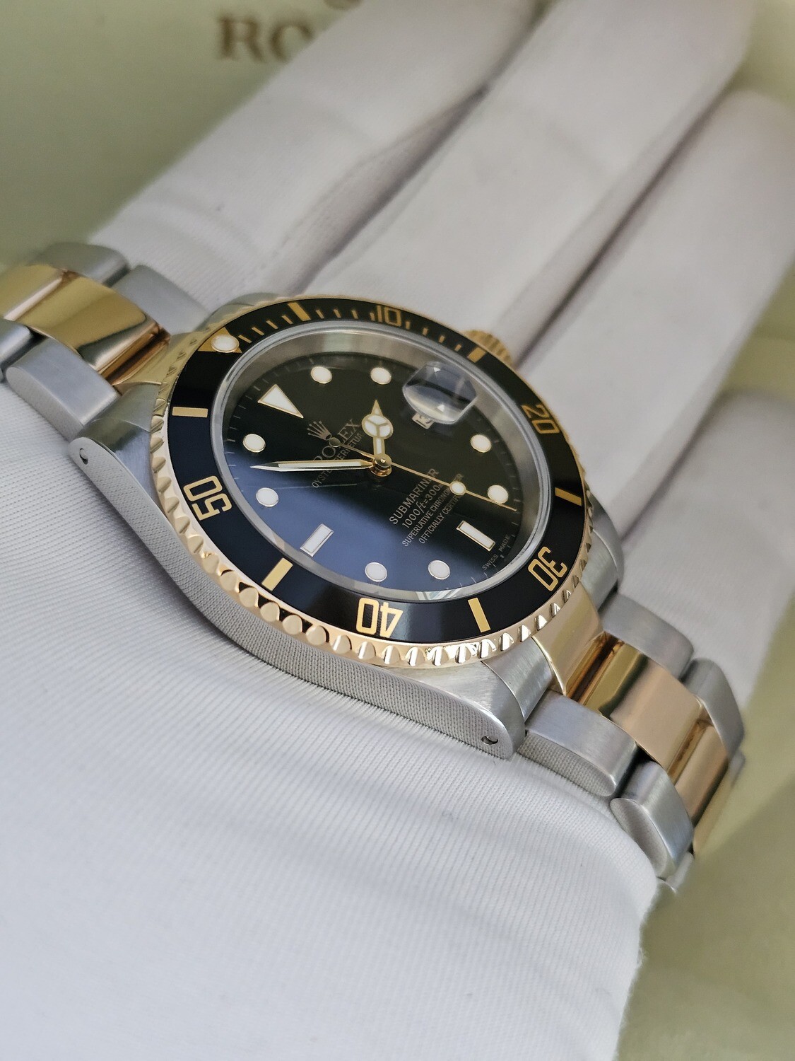 Rolex Submariner 16613LN - 2001 Full Set, Excellent Condition