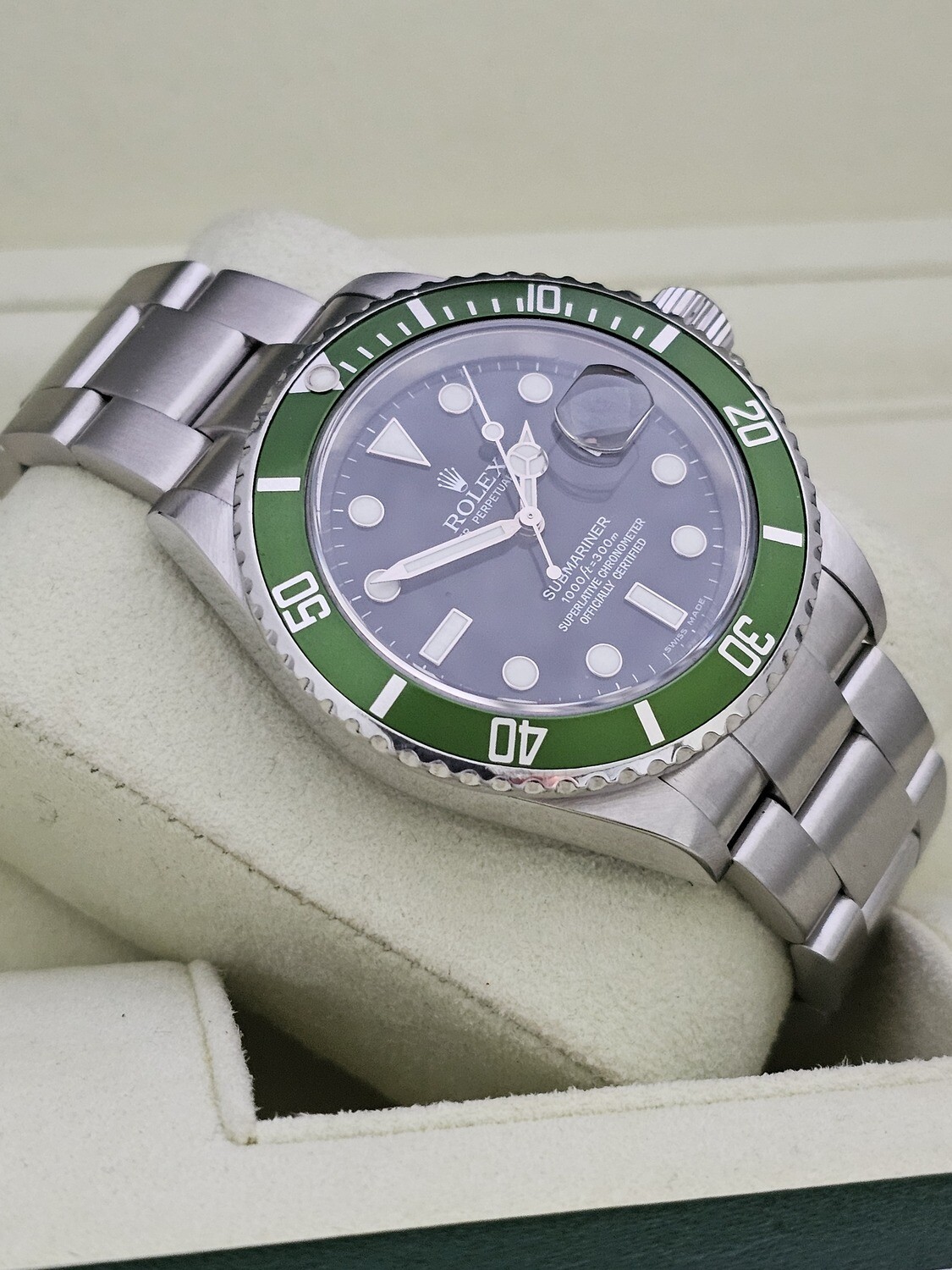 Rolex Submariner 16610LV Kermit 2006 Full Set