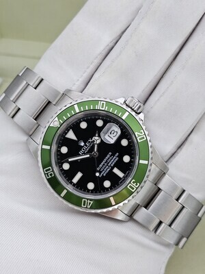 Rolex Submariner 16610LV Kermit 2006 Full Set