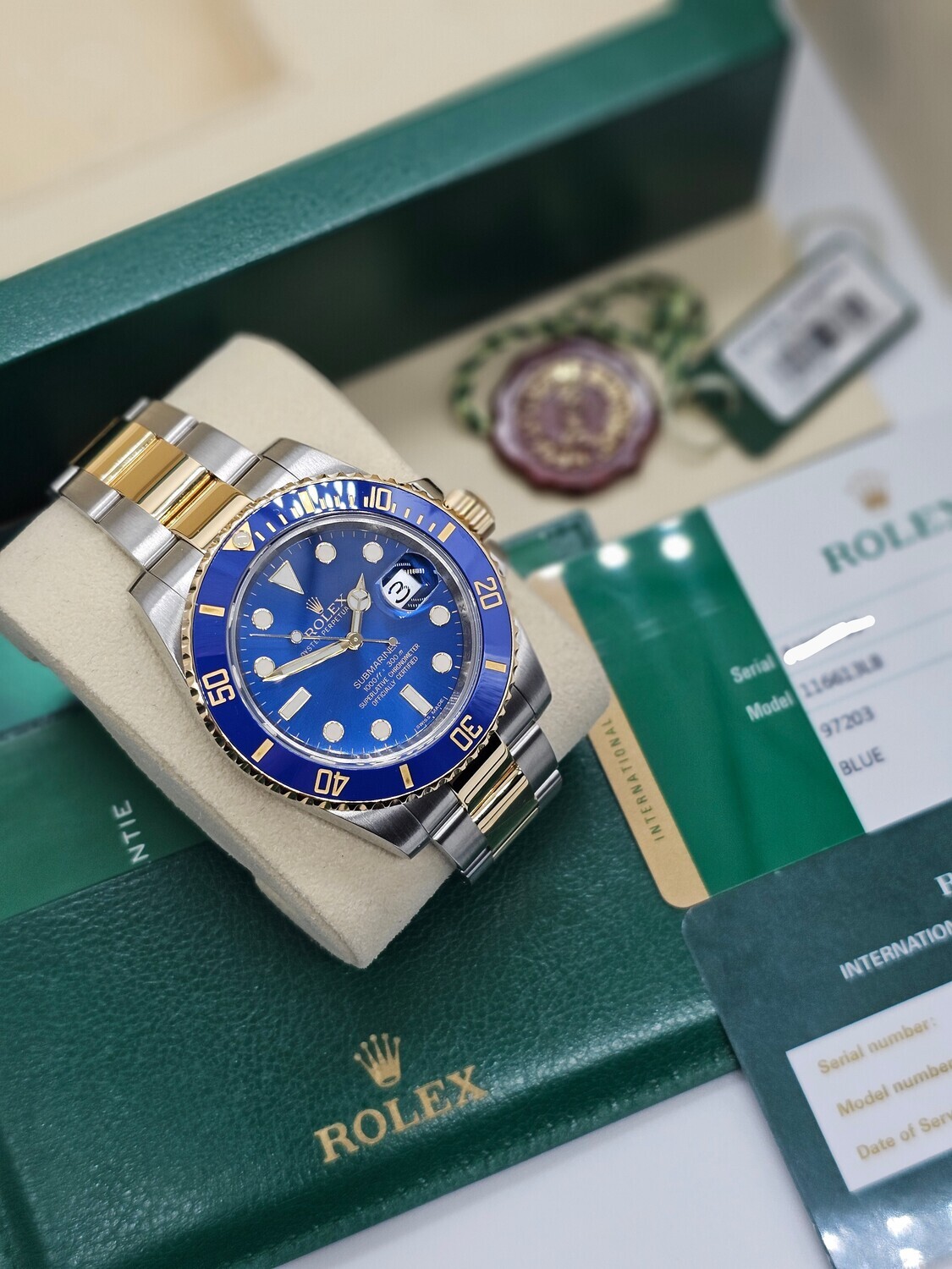 Rolex Submariner Watch, Bluesy Ref 116613LB, 2014 Full Set, 2022 Rolex Service