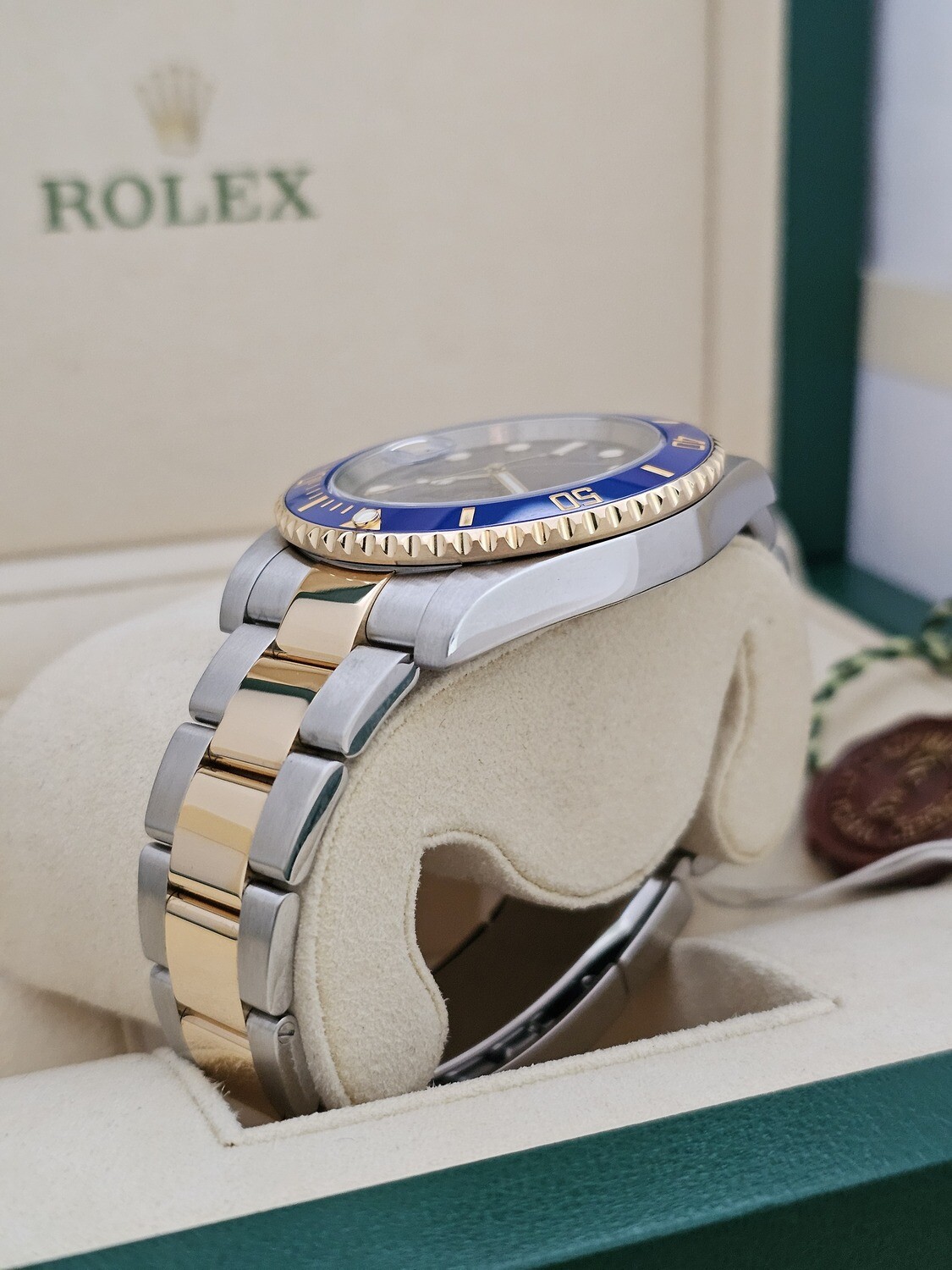 Rolex Submariner Watch, Bluesy Ref 116613LB, 2014 Full Set, 2022 Rolex Service