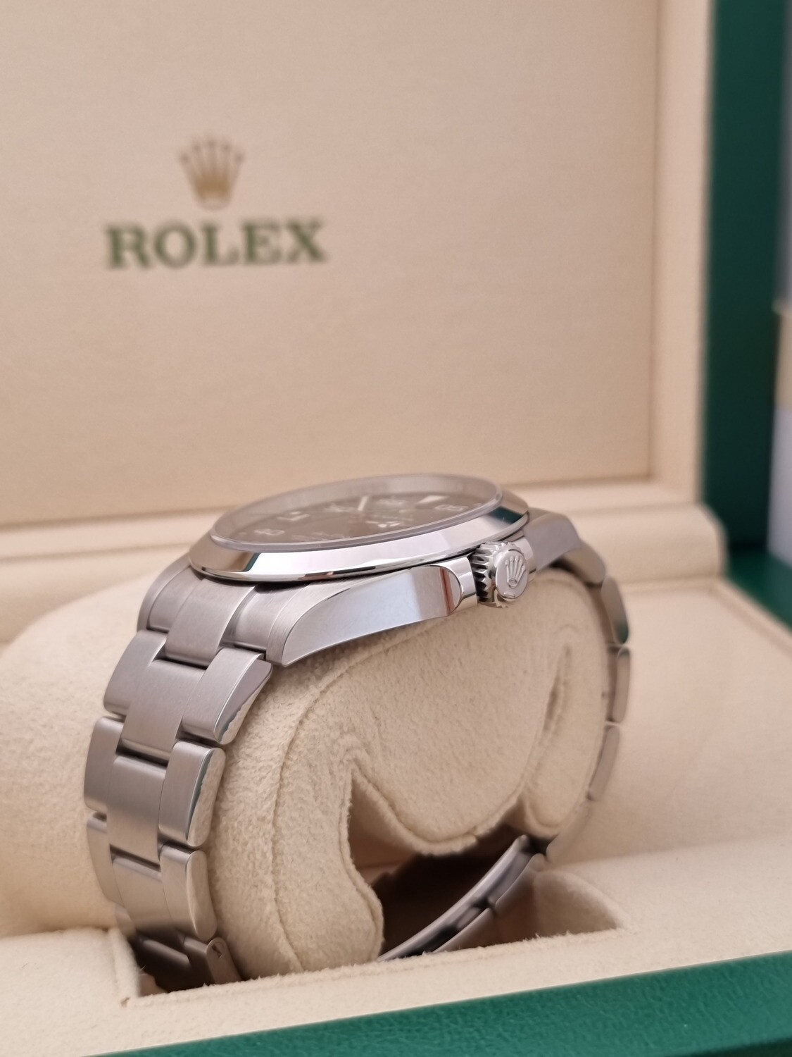 Rolex Airking 126900, 2023 Full Set Unworn, The Latest Model of the &#39;Bloodhound&#39;