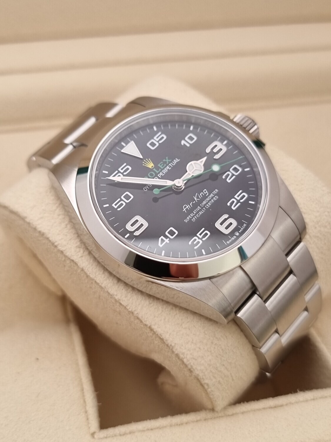 Rolex Airking 126900, 2023 Full Set Unworn, The Latest Model of the &#39;Bloodhound&#39;