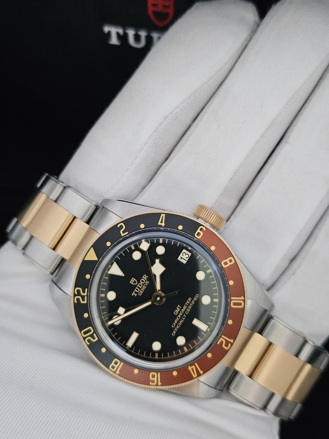 Tudor BlackBay GMT S&amp;G 79833MN - 2024 Full Set, New/Unworn