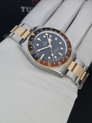 Tudor BlackBay GMT S&amp;G 79833MN - 2024 Full Set, New/Unworn