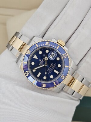 Rolex Submariner Watch, Bluesy Ref 116613LB, 2017 Box & Papers