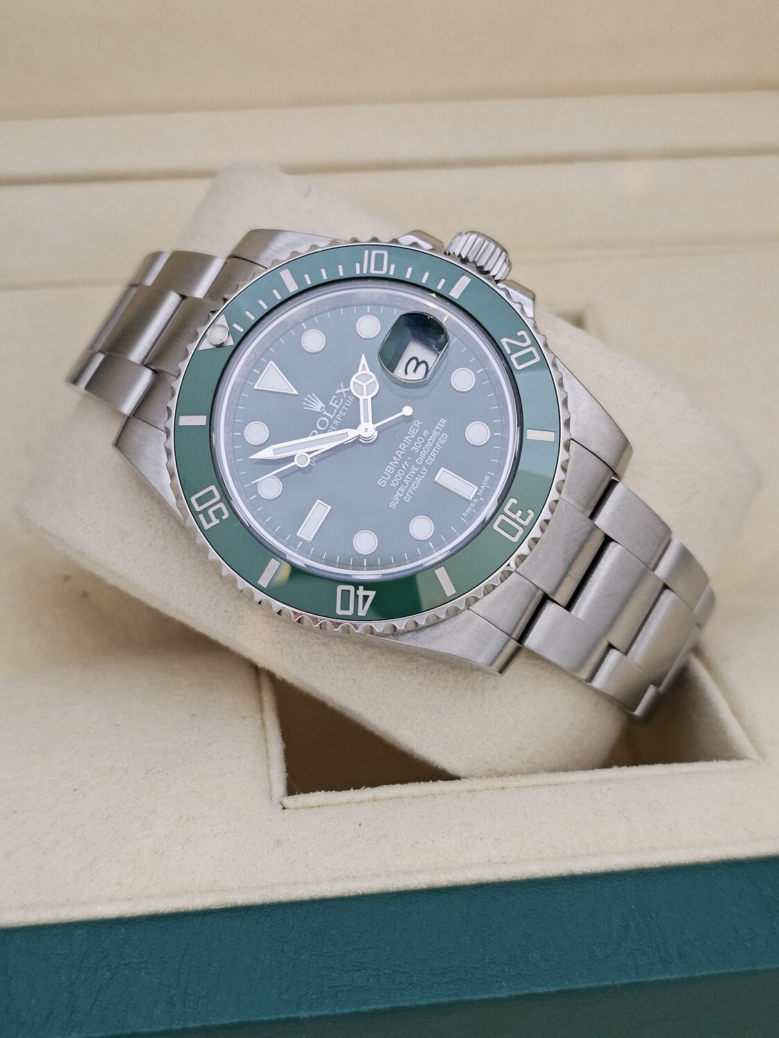 Rolex Submariner Watch Hulk, Ref 116610LV, 2012 Excellent Condition