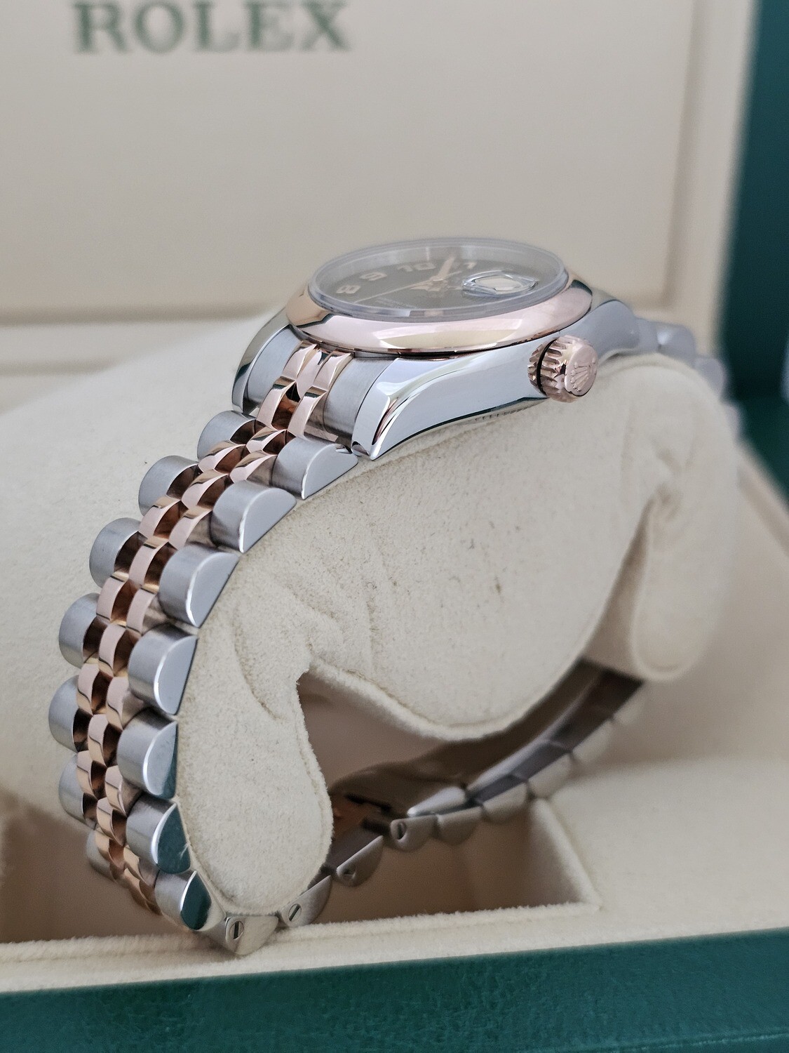 Rolex Datejust Ladies 26mm, Rare Concentric Dial, 2015 Full Set, Ref: 179161