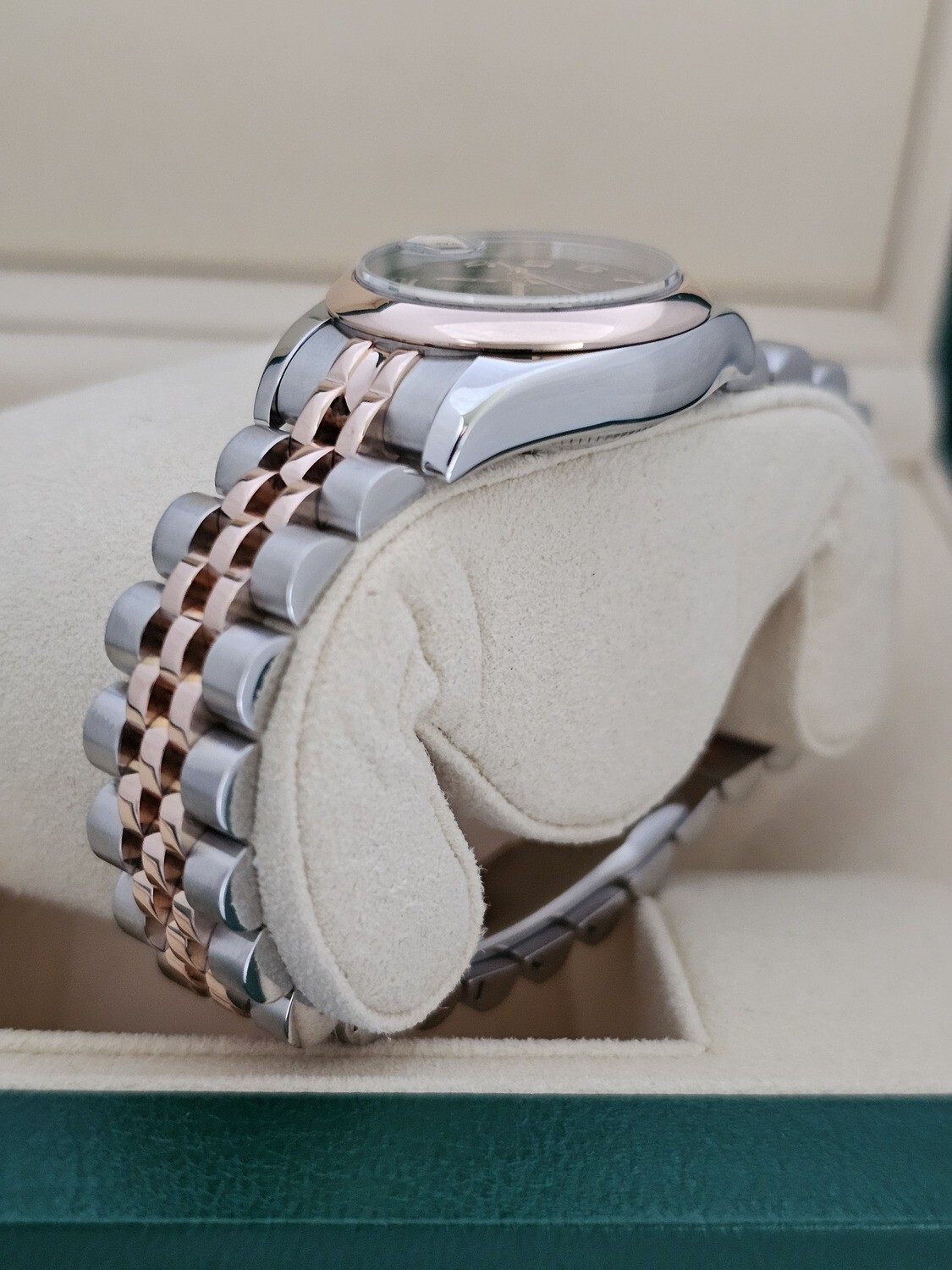 Rolex Datejust Ladies 26mm, Rare Concentric Dial, 2015 Full Set, Ref: 179161