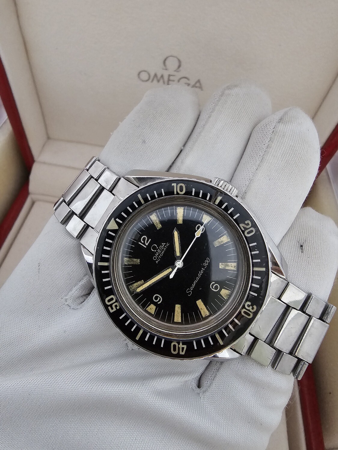 OMEGA Seamaster 300 Men&#39;s Black Watch - Ref 165024 64