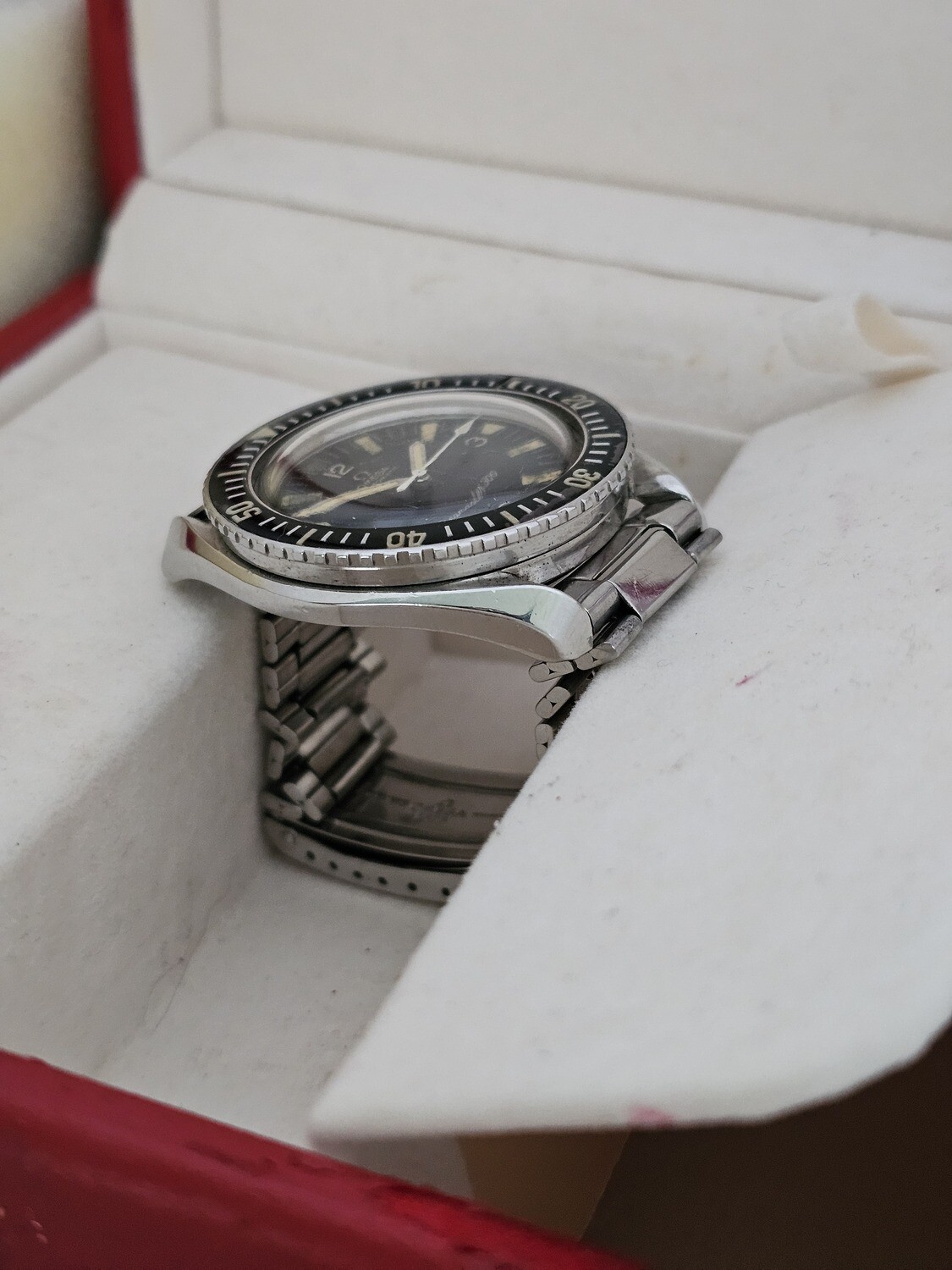 OMEGA Seamaster 300 Men&#39;s Black Watch - Ref 165024 64