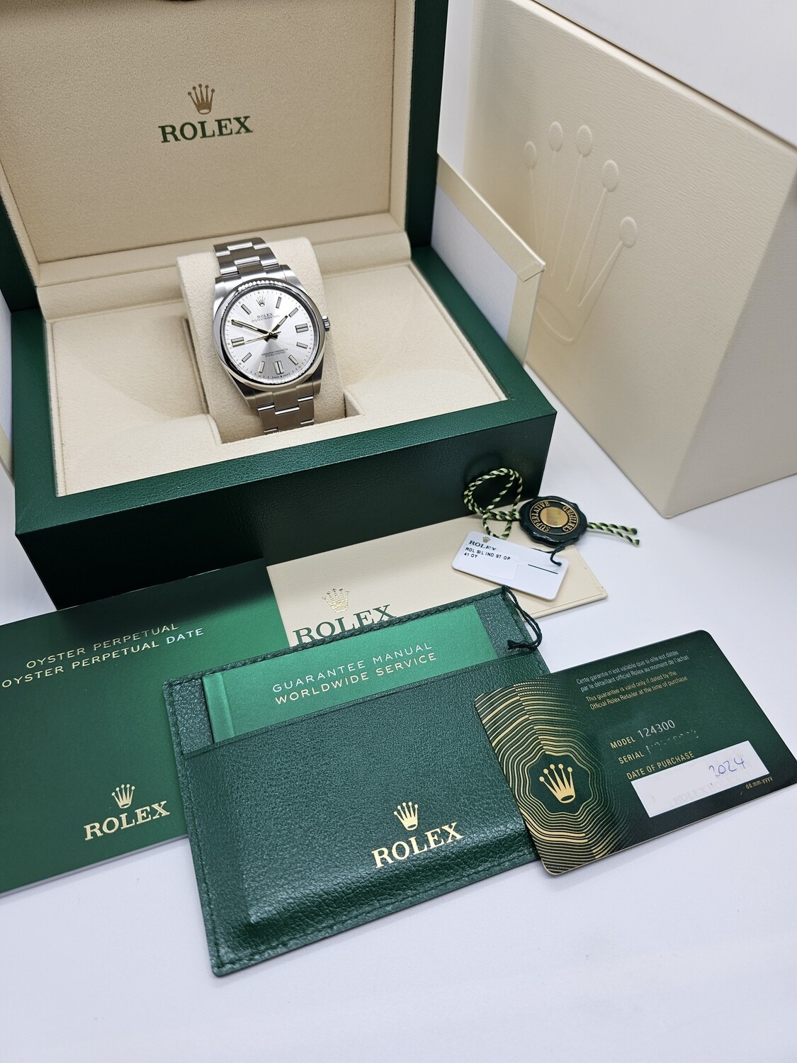 Rolex Oyster Perpetual Watch 41mm - 124300 Silver Dial 2024 New/Unworn Full Set