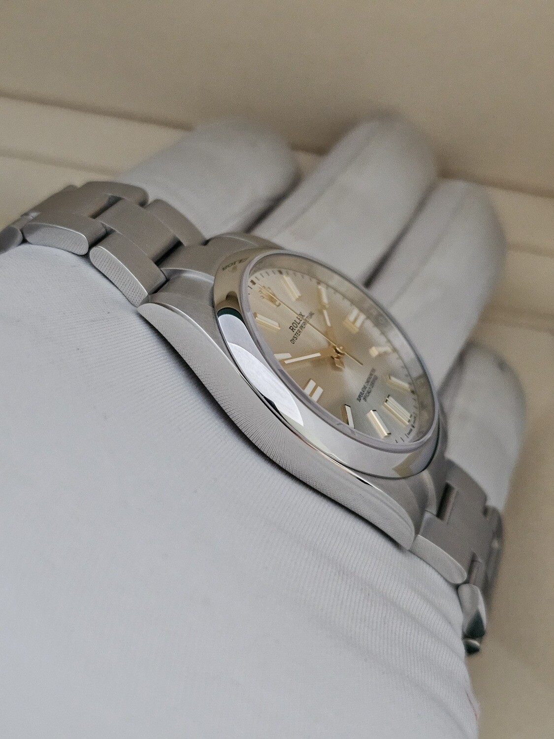 Rolex Oyster Perpetual Watch 41mm - 124300 Silver Dial 2024 New/Unworn Full Set