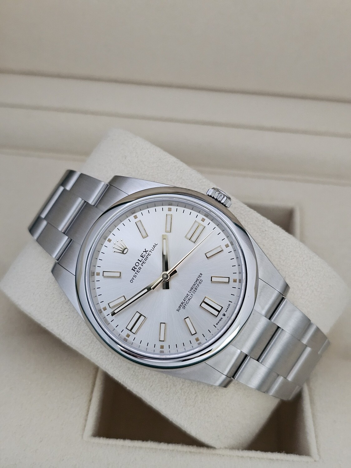 Rolex Oyster Perpetual Watch 41mm - 124300 Silver Dial 2024 New/Unworn Full Set