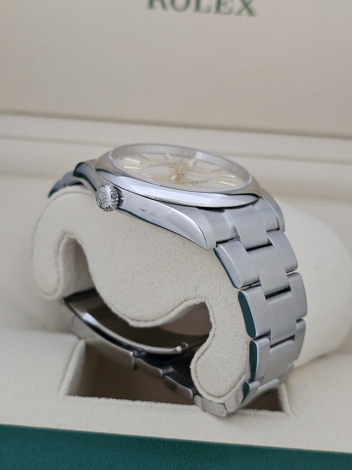 Rolex Oyster Perpetual Watch 41mm - 124300 Silver Dial 2024 New/Unworn Full Set