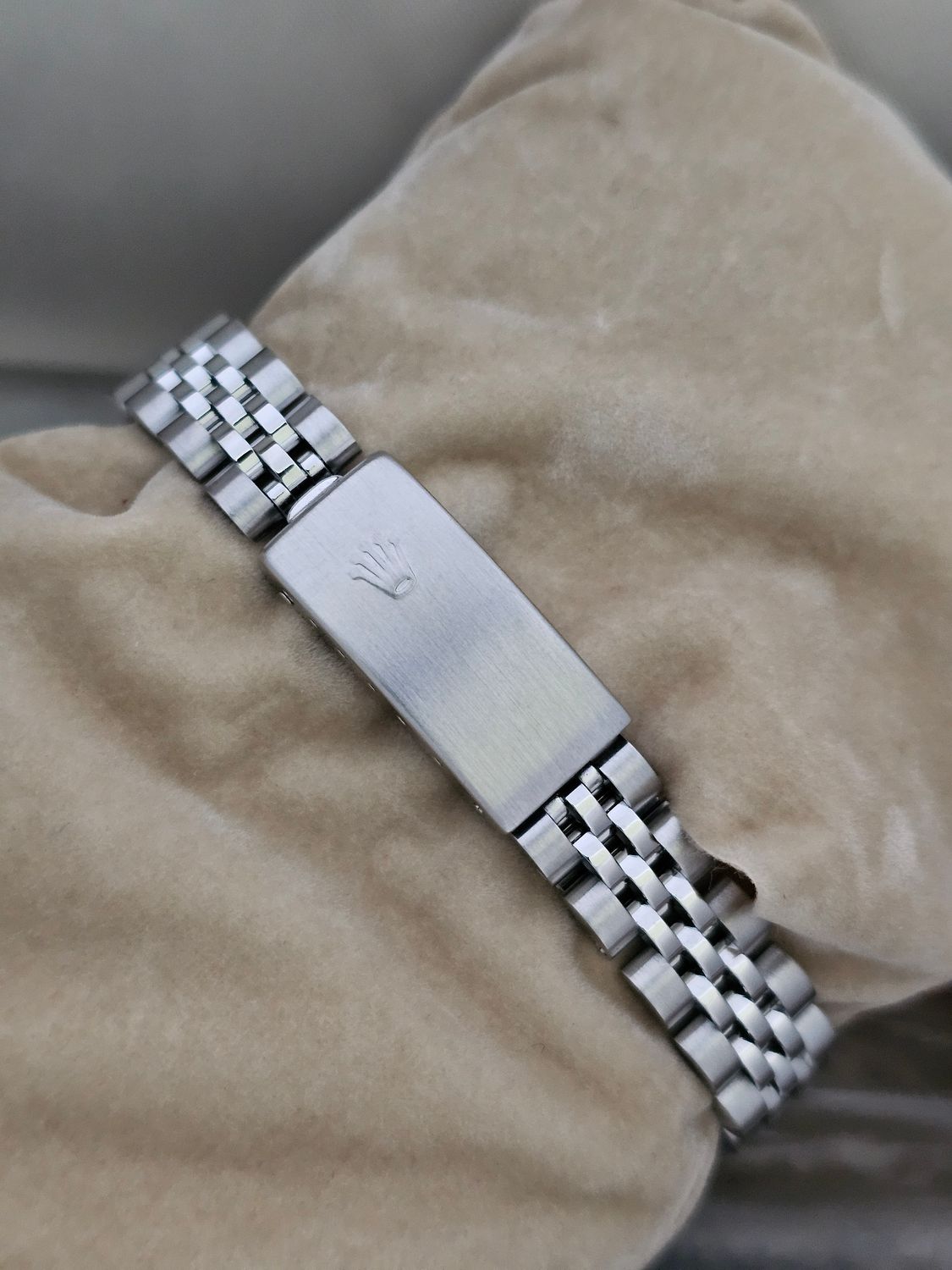 Rolex Datejust Ladies Watch 26mm Ref 69174, Full Set Excellent Condition