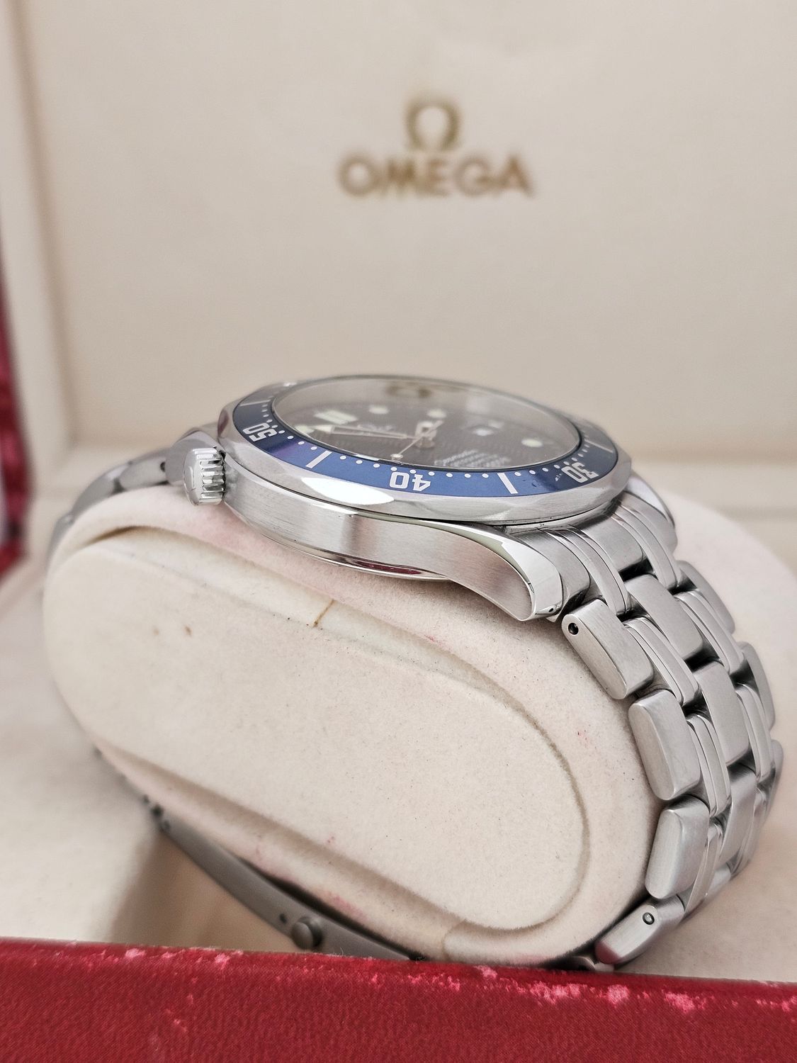 Omega Seamaster 300m Watch, Blue Dial 2000 Box &amp; Papers, Ref 2531.80.00