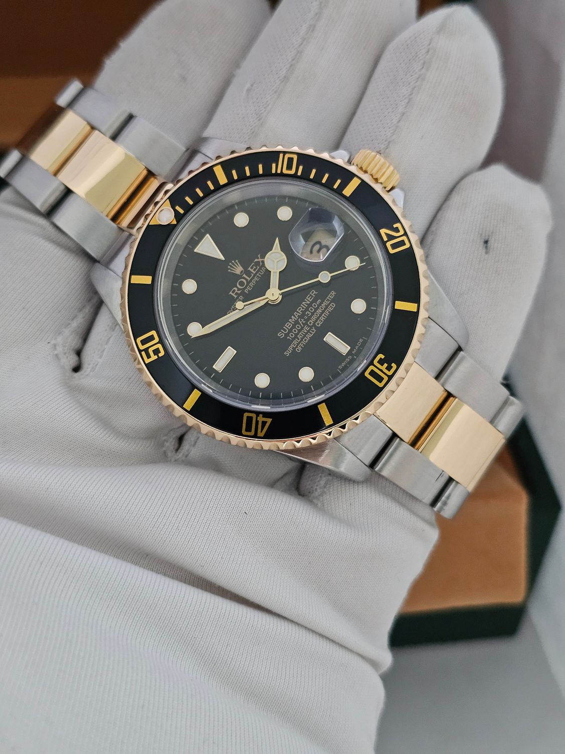 Rolex Submariner Date Watch, Ref 16613LN - 2005 in Excellent Condition