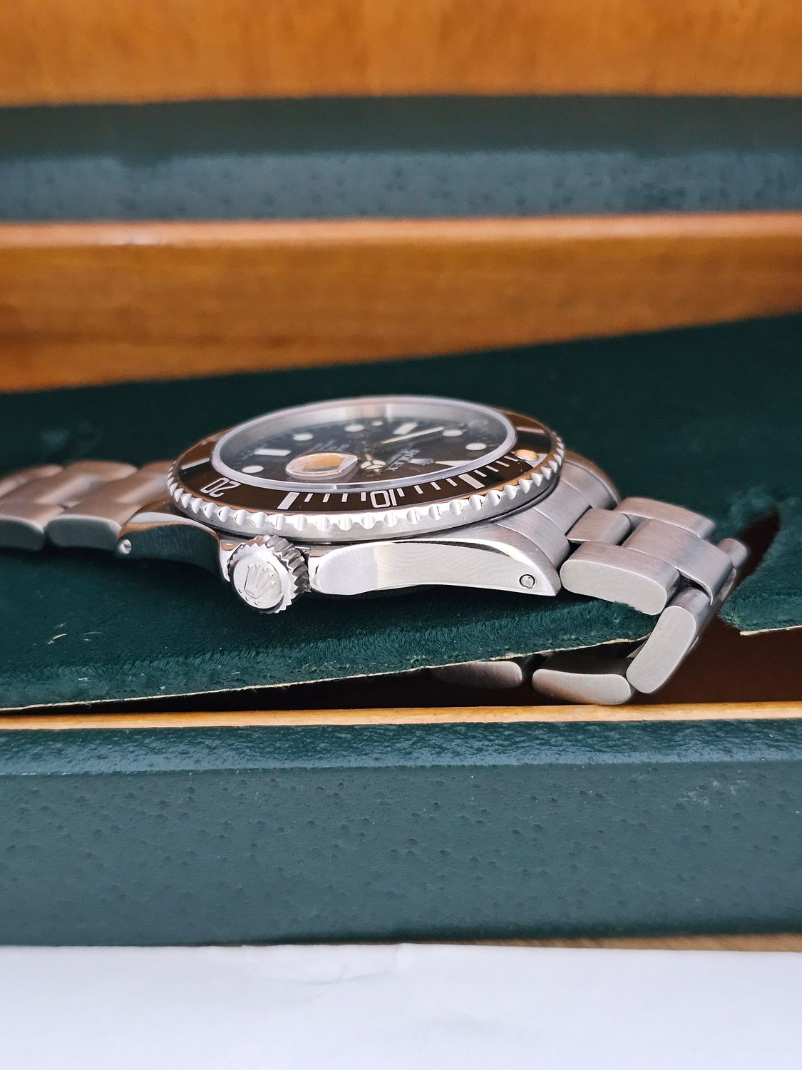 Rolex Submariner Date Ref 16800, 40mm Early Matt Dial