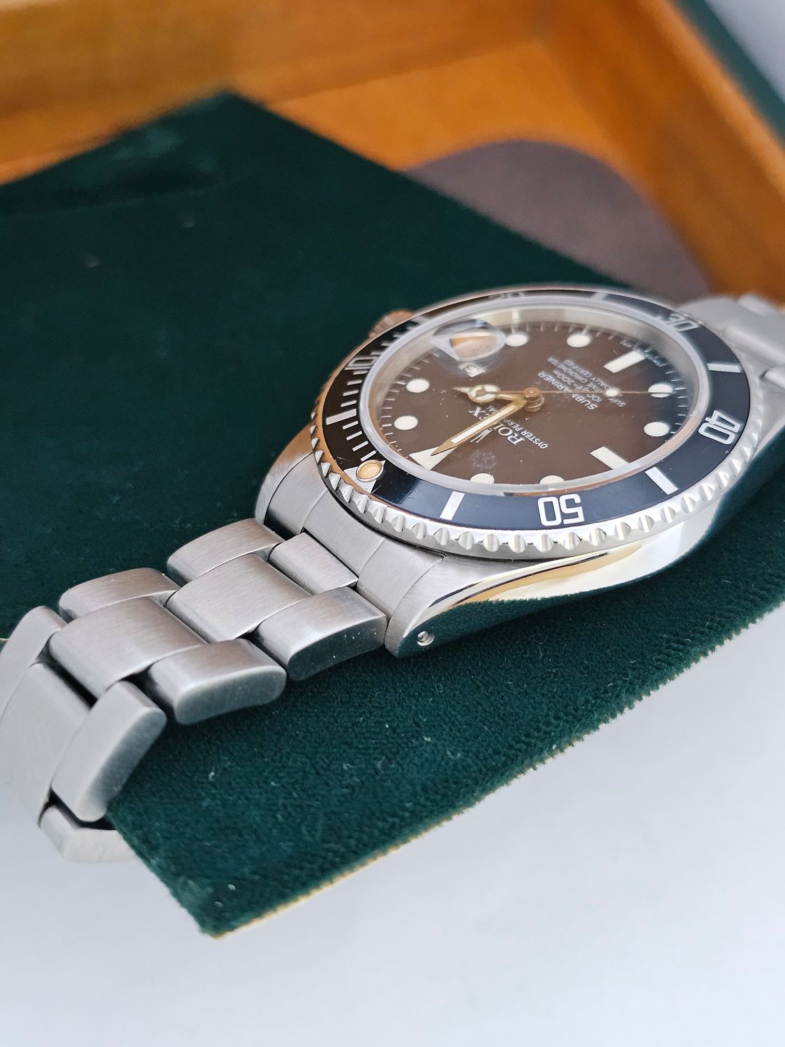 Rolex Submariner Date Ref 16800, 40mm Early Matt Dial