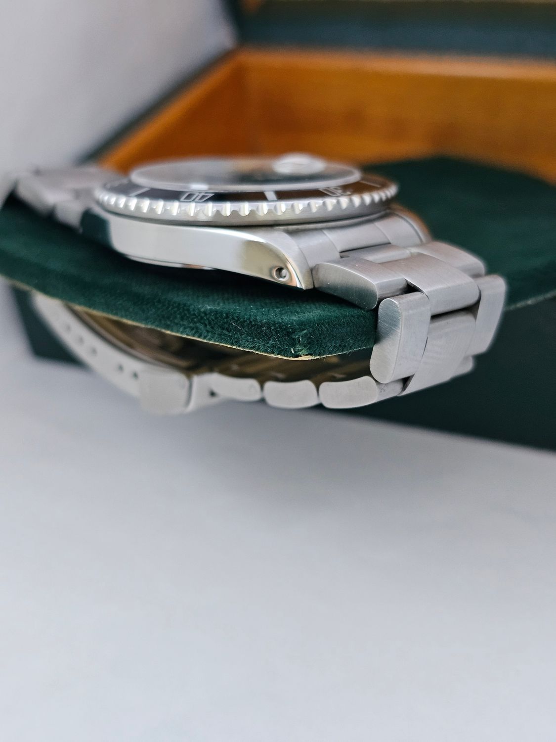 Rolex Submariner Date Ref 16800, 40mm Early Matt Dial