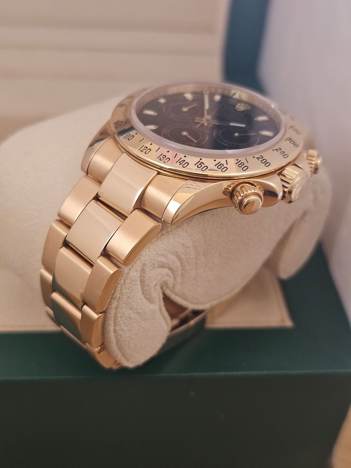 Rolex Daytona Watch 116528, 18k Yellow Gold, 2016 Box &amp; Papers