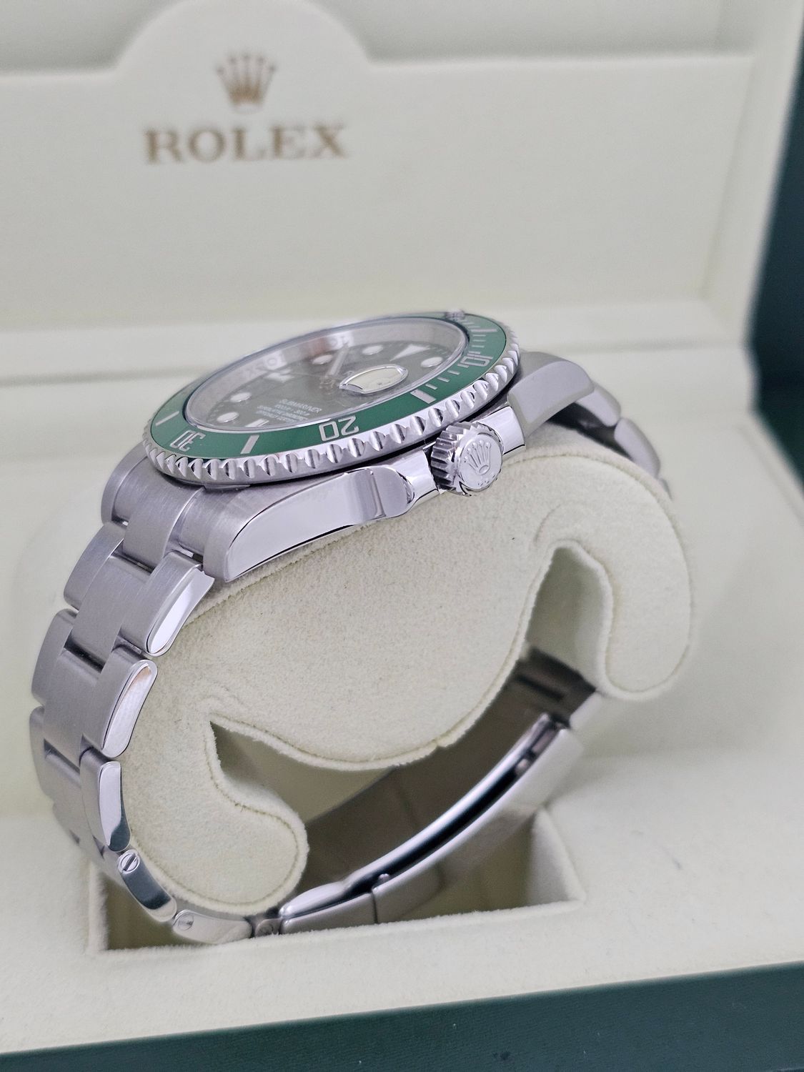 Rolex Submariner Watch Hulk, Ref 116610LV, 2010 Excellent Condition