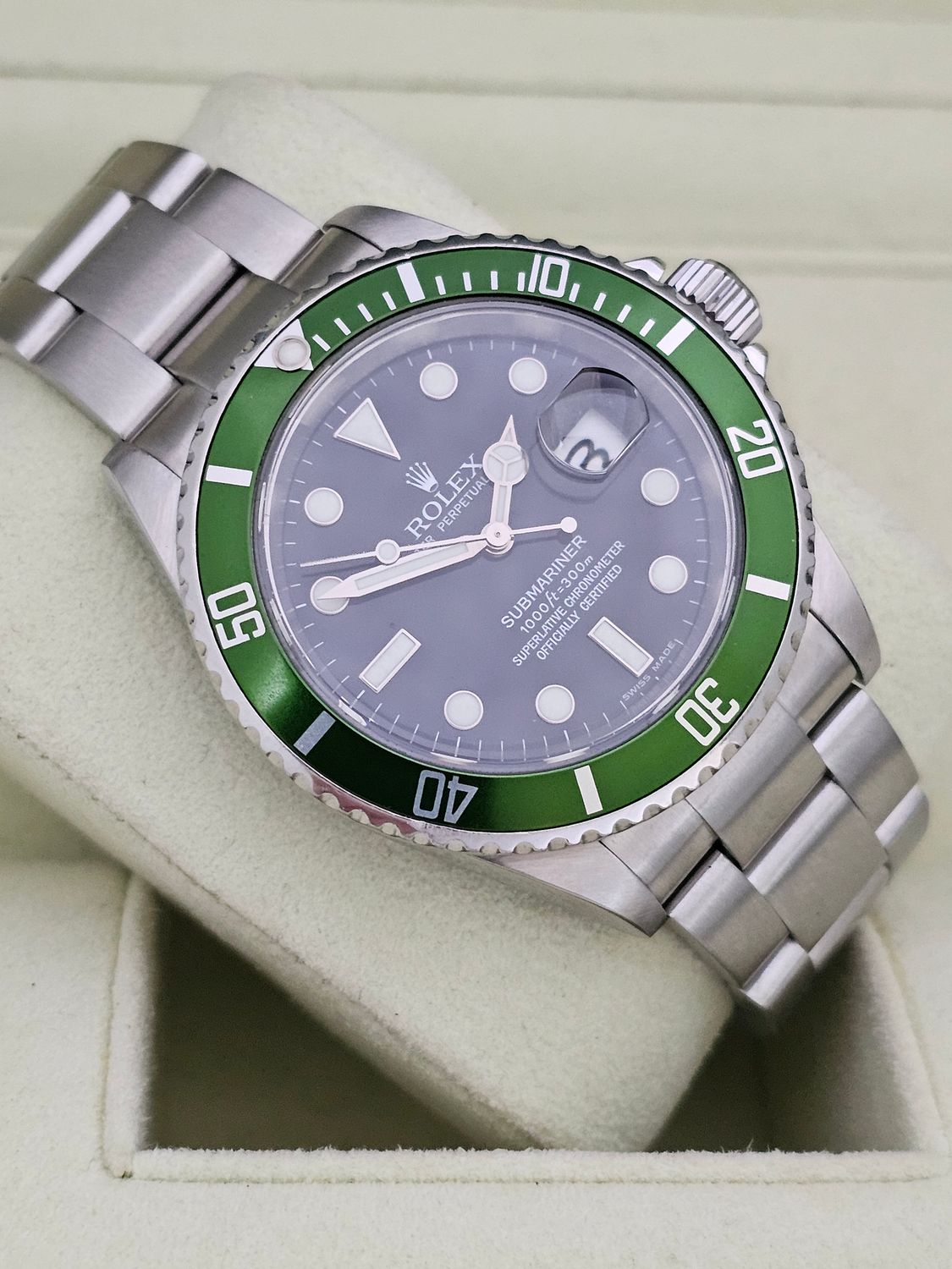 Rolex Submariner Watch 16610LV Kermit - 2005 Box&amp;Papers, 2017 Rolex Service Card