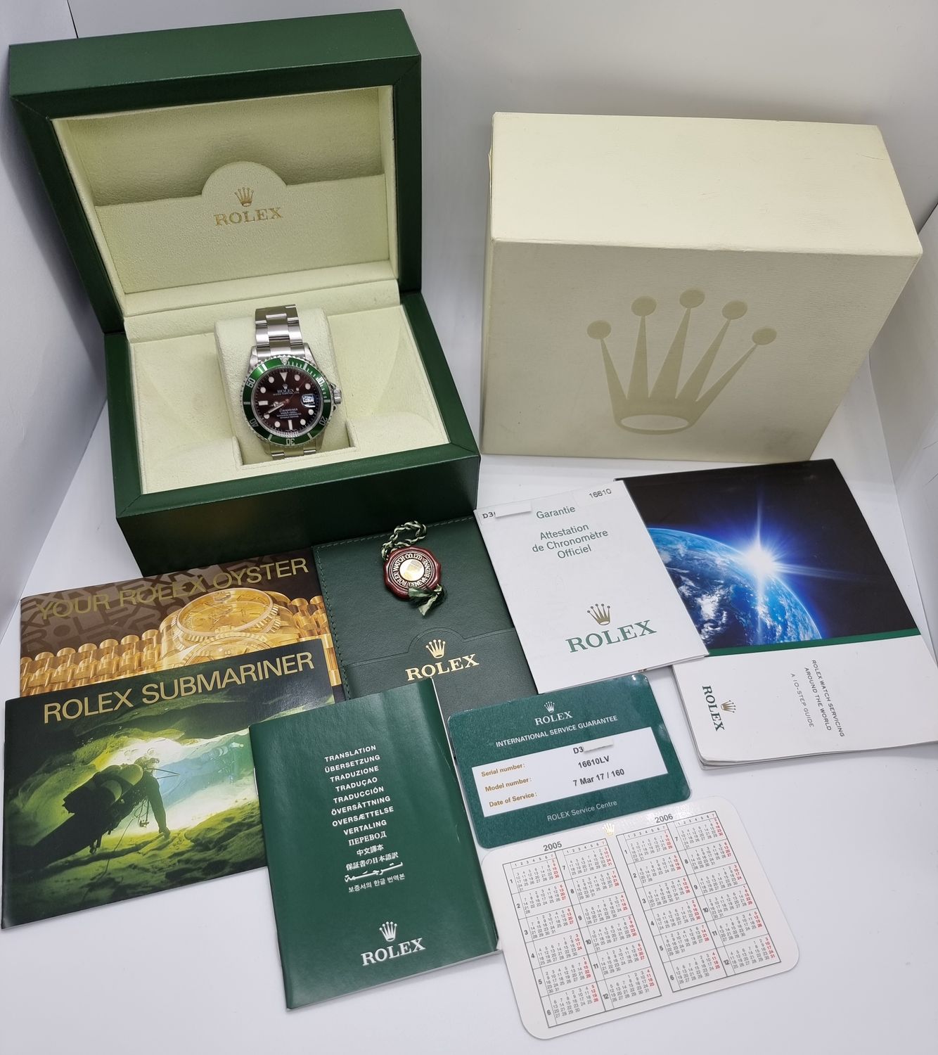 Rolex Submariner Watch 16610LV Kermit - 2005 Box&amp;Papers, 2017 Rolex Service Card