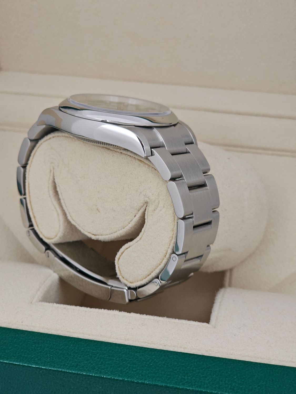 Rolex Oyster Perpetual Watch, 126000 Green Dial, 36mm 2023 Full Set