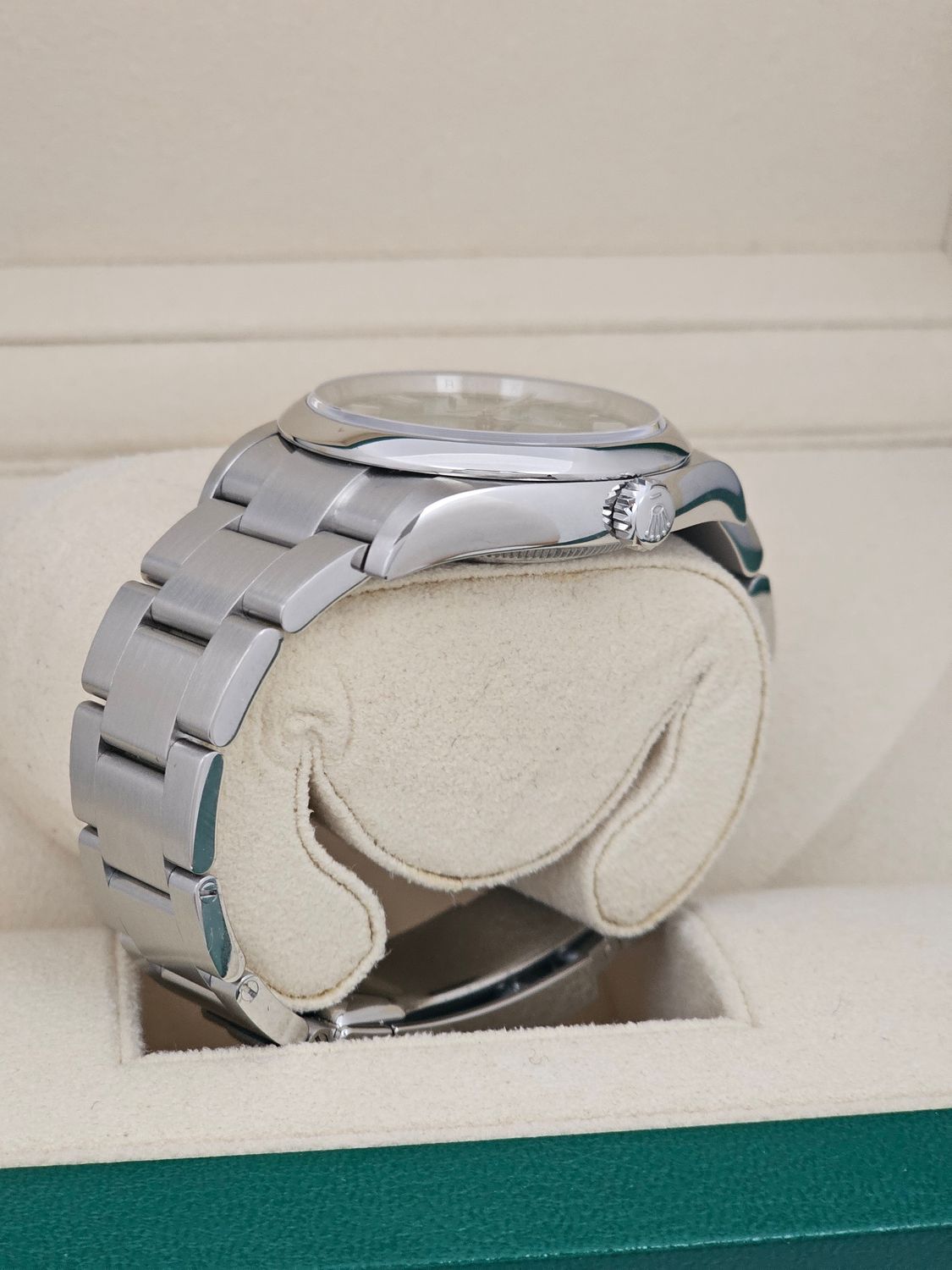 Rolex Oyster Perpetual Watch, 126000 Green Dial, 36mm 2023 Full Set