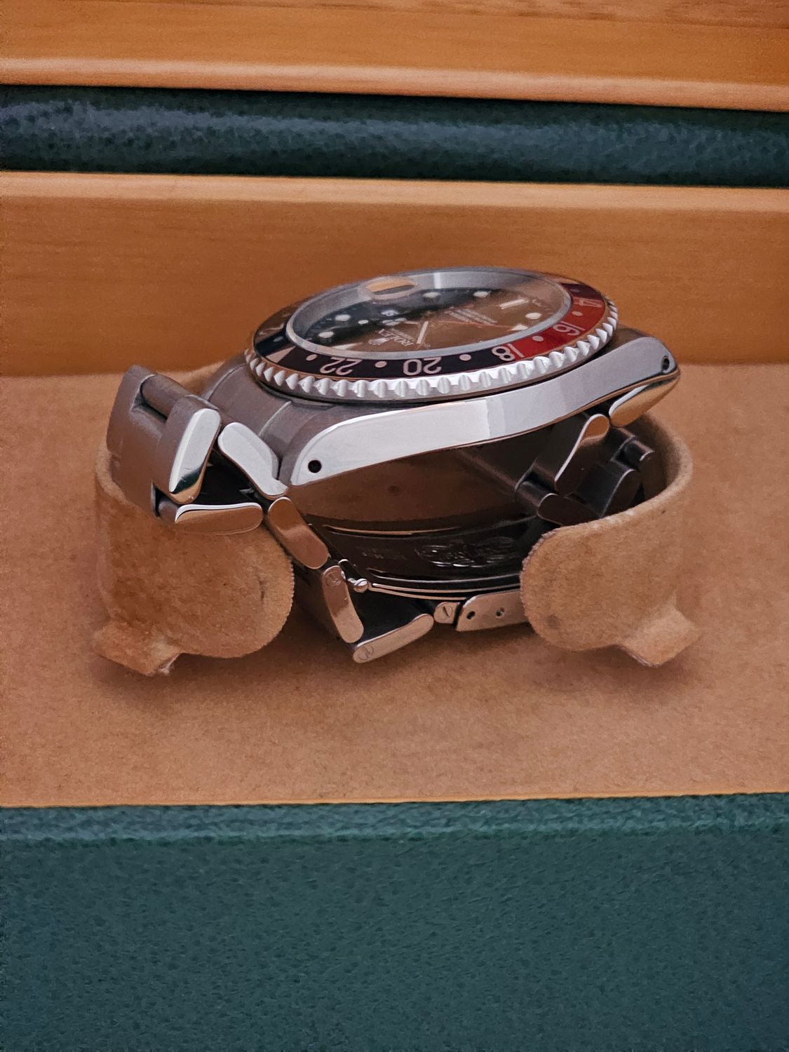Rolex GMT Master II Watch, 16710 &#39;Pepsi&#39;, 2001 Full Set